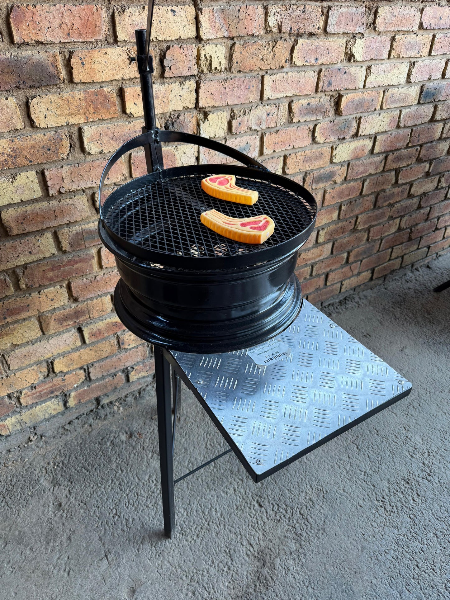 GK Rim Braai With Shelf