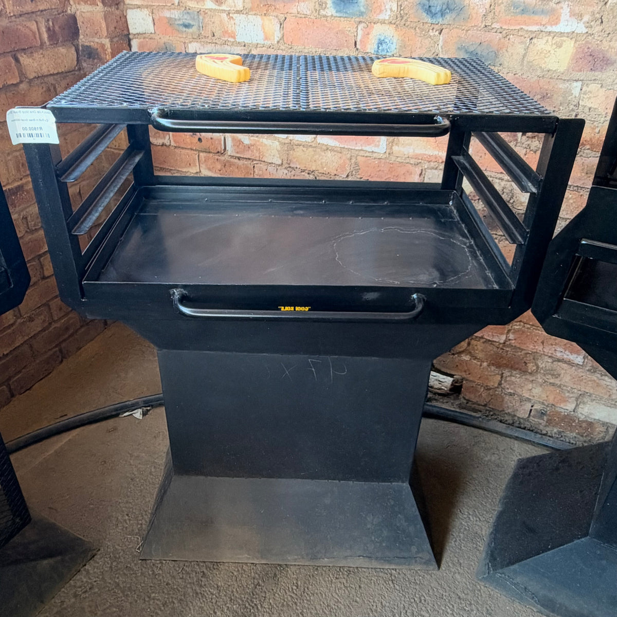 GK Build in Braai small 900mm